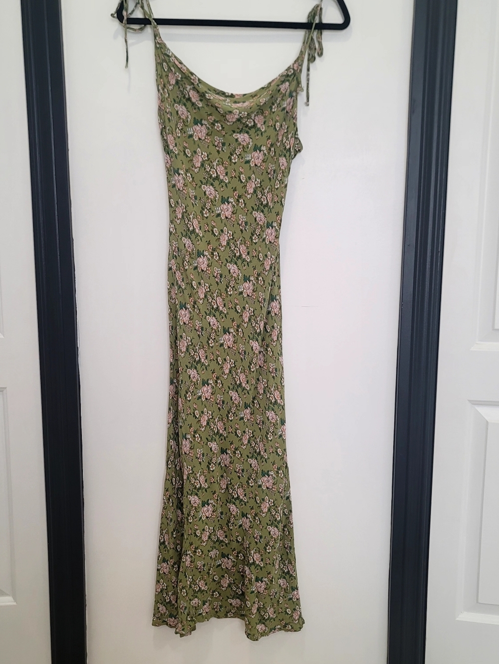 Miss Lola Green Floral Cowl Neck Maxi Dress - Cottagecore Boho - Medium - Picture 3 of 11